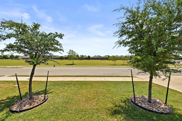 114 Grasslands TRL, Hutto, TX 78634