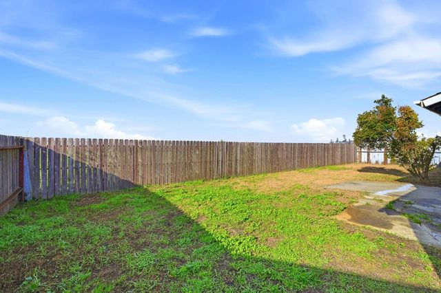 1157 School St, Suisun City, CA 94585