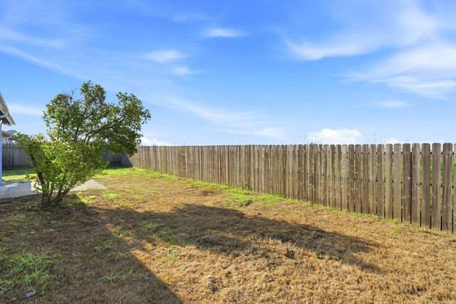 1157 School St, Suisun City, CA 94585