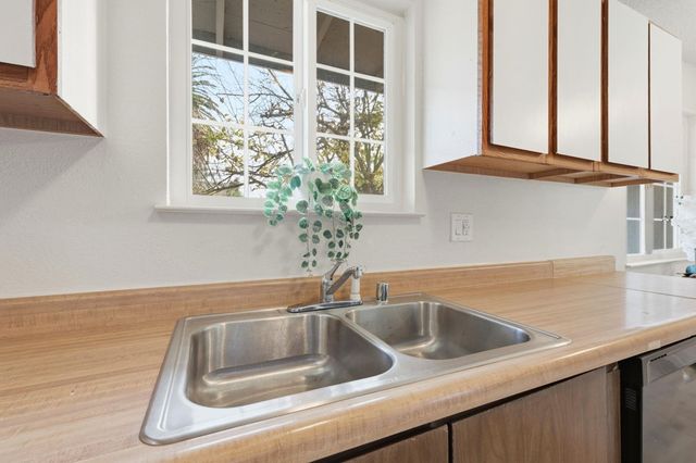 1157 School St, Suisun City, CA 94585