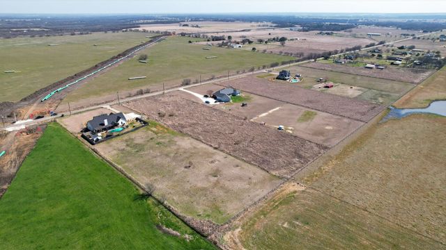 7408 County Road 205, Grandview, TX 76050