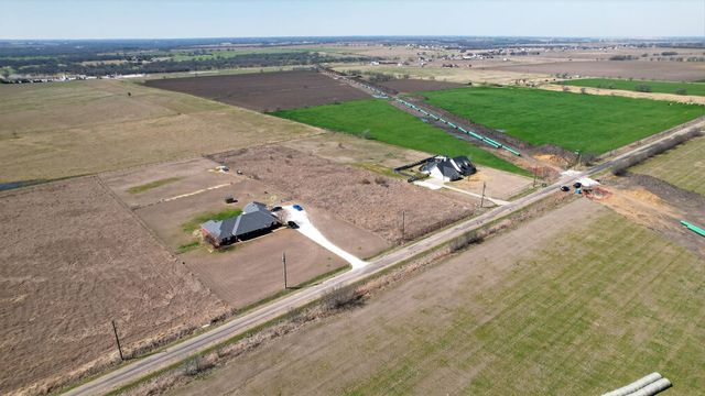 7408 County Road 205, Grandview, TX 76050