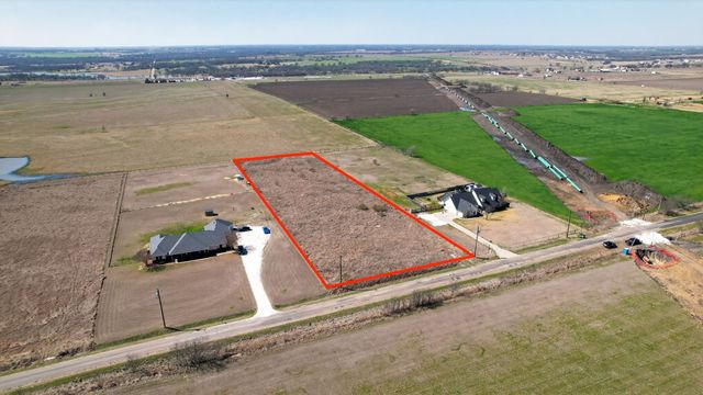 7408 County Road 205, Grandview, TX 76050