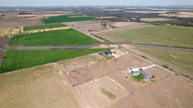 7408 County Road 205, Grandview, TX 76050