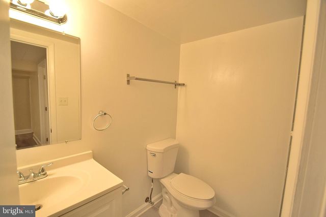 1800 CODY DR, Silver Spring, MD 20902