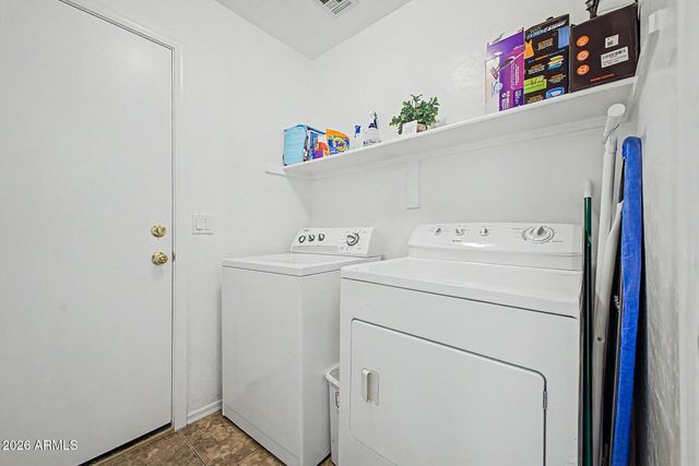 4890 E WHITEHALL Drive, San Tan Valley, AZ 85140