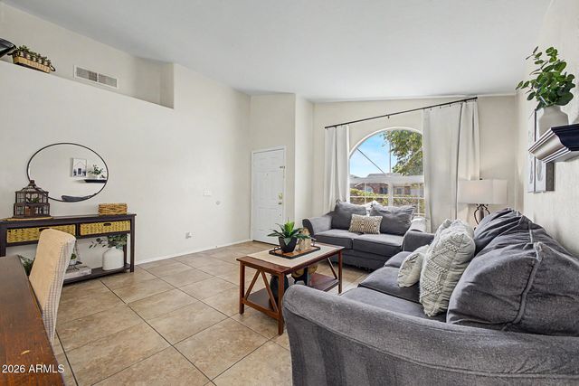 4890 E WHITEHALL Drive, San Tan Valley, AZ 85140