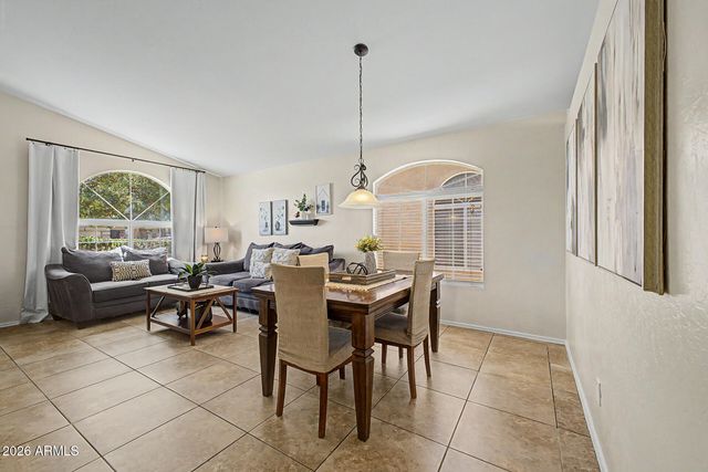 4890 E WHITEHALL Drive, San Tan Valley, AZ 85140