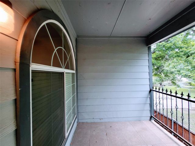 1819 N Fitzhugh Avenue C, Dallas, TX 75204