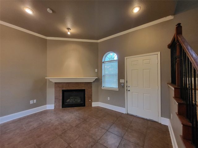 1819 N Fitzhugh Avenue C, Dallas, TX 75204