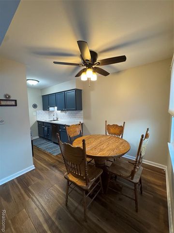 24600 Olde Orchard Street, Novi, MI 48375