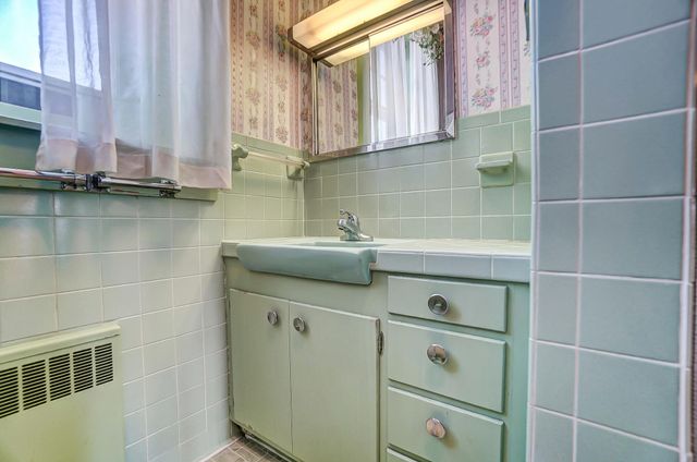 405 E Spring Street 405 E Spring Street, Saint Marys, OH 45885