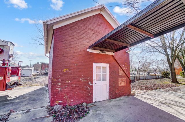 405 E Spring Street 405 E Spring Street, Saint Marys, OH 45885