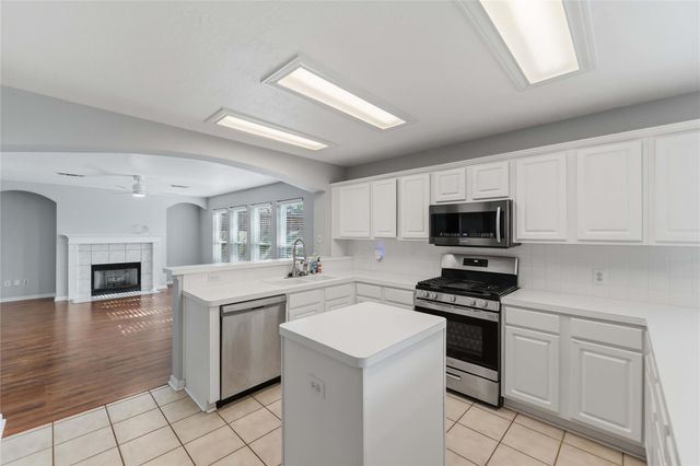 3111 Glenwood Drive, Pearland, TX 77584