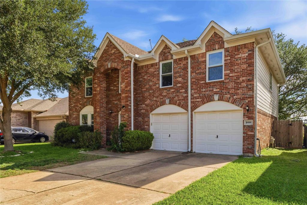 3111 Glenwood Drive, Pearland, TX 77584