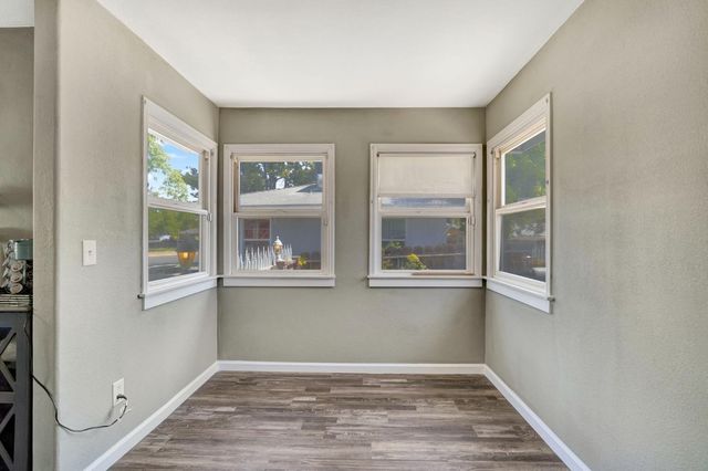 4002 Kenmore Drive N, Fresno, CA 93703