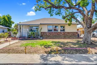 4002 Kenmore Drive N, Fresno, CA 93703