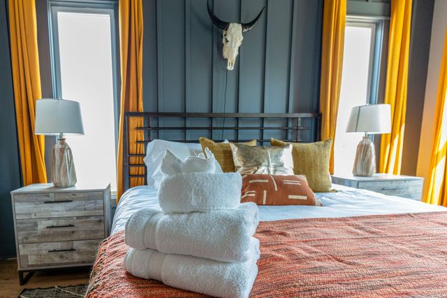 613 21st Ave, N, Nashville, TN 37203