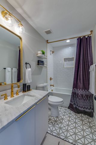 613 21st Ave, N, Nashville, TN 37203