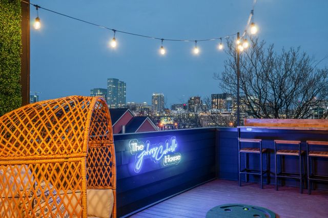 613 21st Ave, N, Nashville, TN 37203