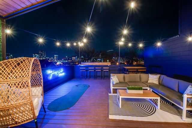 613 21st Ave, N, Nashville, TN 37203