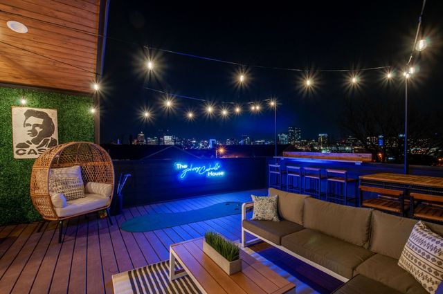 613 21st Ave, N, Nashville, TN 37203