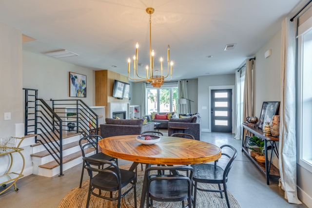 613 21st Ave, N, Nashville, TN 37203