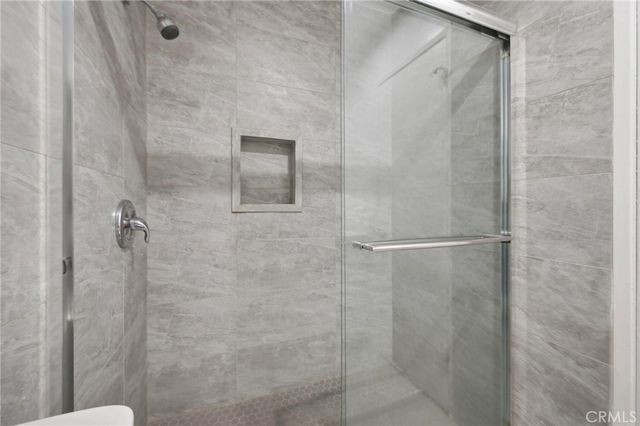 18620 Hatteras Street 206, Tarzana, CA 91356