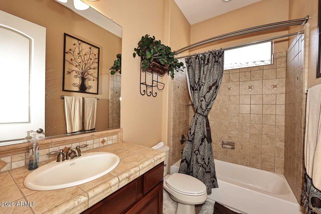 4543 E DONATO Drive, Gilbert, AZ 85298