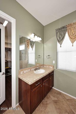 4543 E DONATO Drive, Gilbert, AZ 85298