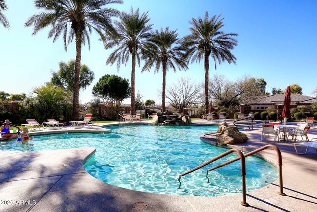 4543 E DONATO Drive, Gilbert, AZ 85298