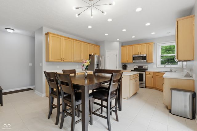 14703 Newport Drive, Westfield, IN 46074