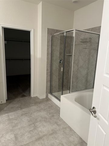2402 Siskiyou Street, Lewisville, TX 75056