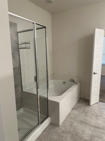 2402 Siskiyou Street, Lewisville, TX 75056