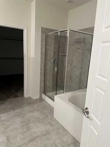 2402 Siskiyou Street, Lewisville, TX 75056