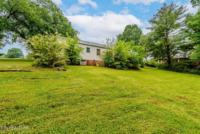 2800 Patrick Ave, Maryville, TN 37804