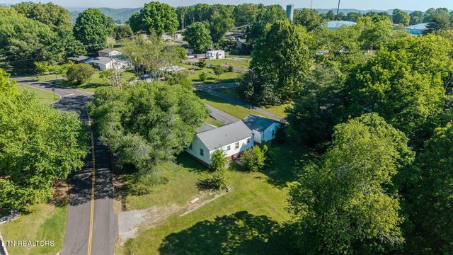 2800 Patrick Ave, Maryville, TN 37804