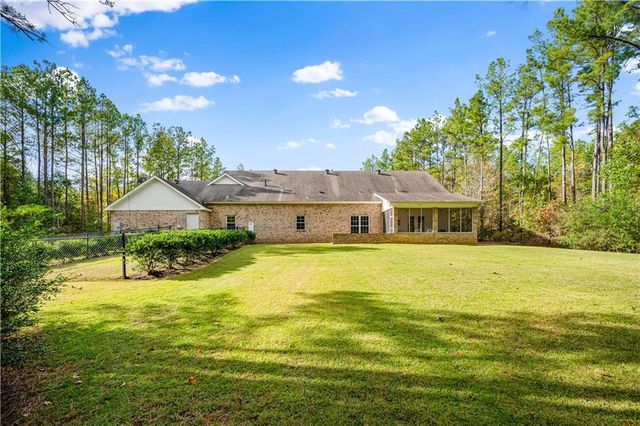224 HIDDEN PINES Drive, Pineville, LA 71360