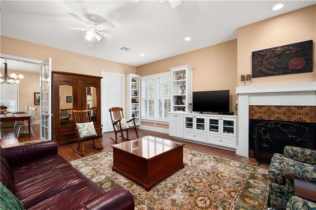224 HIDDEN PINES Drive, Pineville, LA 71360