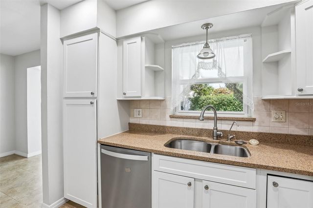 11589 64TH TERRACE, Seminole, FL 33772