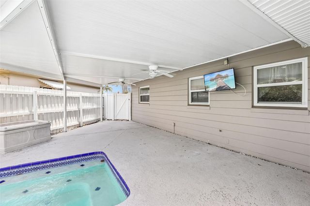 11589 64TH TERRACE, Seminole, FL 33772
