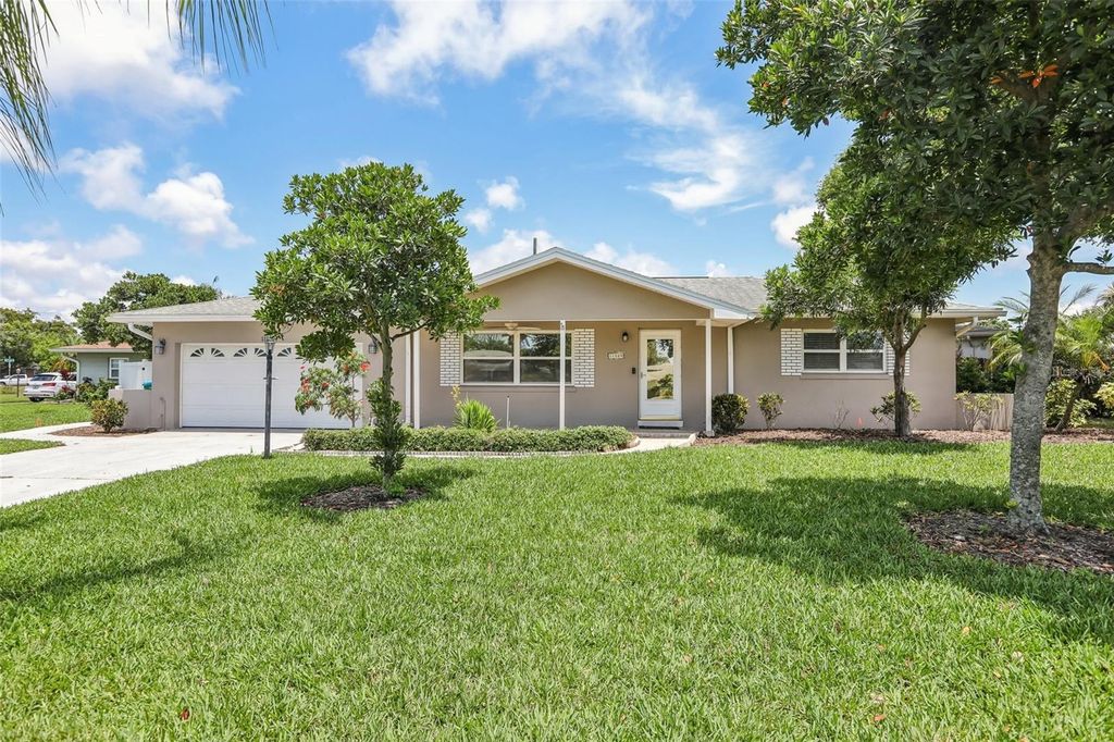 11589 64TH TERRACE, Seminole, FL 33772