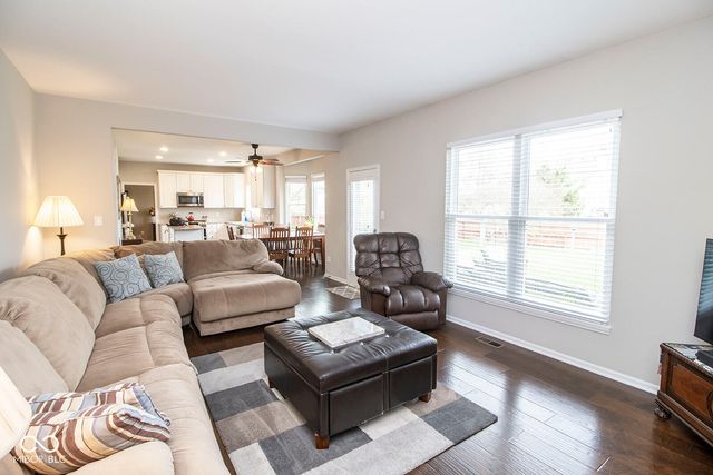 9963 Parkshore Drive, Fishers, IN 46038