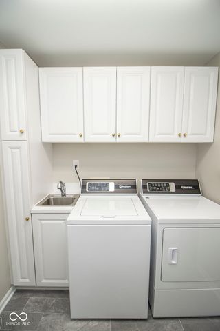 9963 Parkshore Drive, Fishers, IN 46038