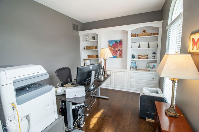 9963 Parkshore Drive, Fishers, IN 46038