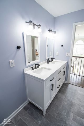 9963 Parkshore Drive, Fishers, IN 46038