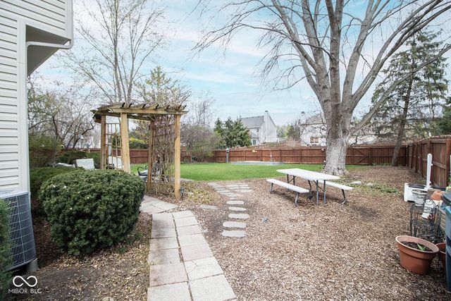 9963 Parkshore Drive, Fishers, IN 46038