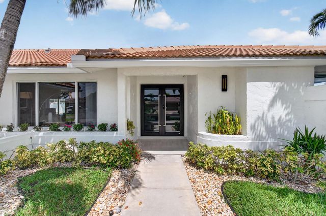 22052 Martella Avenue, Boca Raton, FL 33433
