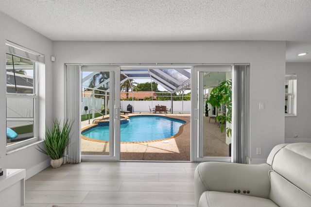 22052 Martella Avenue, Boca Raton, FL 33433