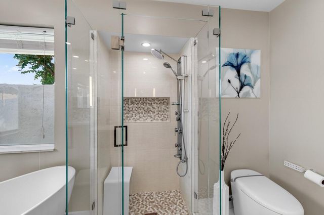 22052 Martella Avenue, Boca Raton, FL 33433